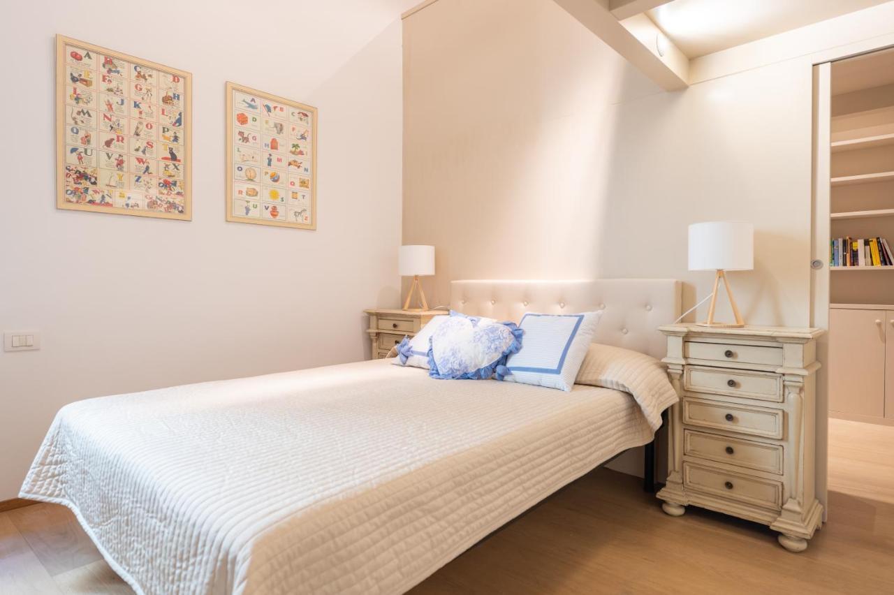 Central And Roomy Near The Station And Duomo - Homeunity Firenze Eksteriør billede