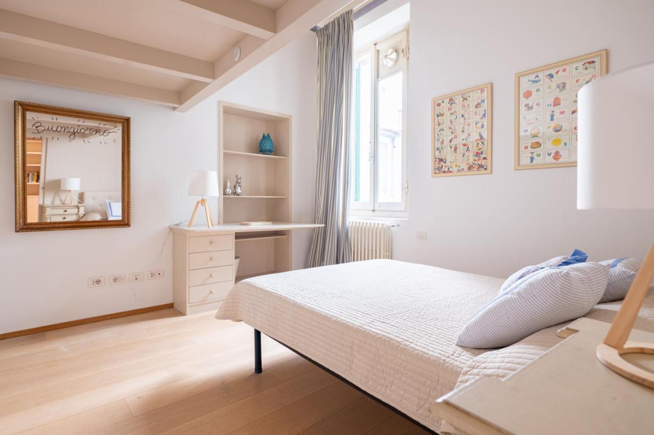 Central And Roomy Near The Station And Duomo - Homeunity Firenze Eksteriør billede