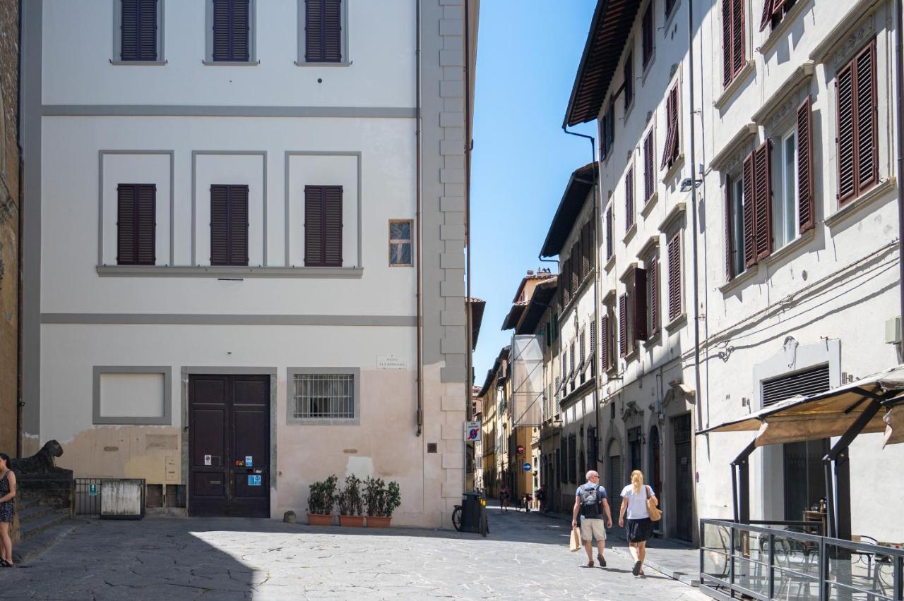 Central And Roomy Near The Station And Duomo - Homeunity Firenze Eksteriør billede