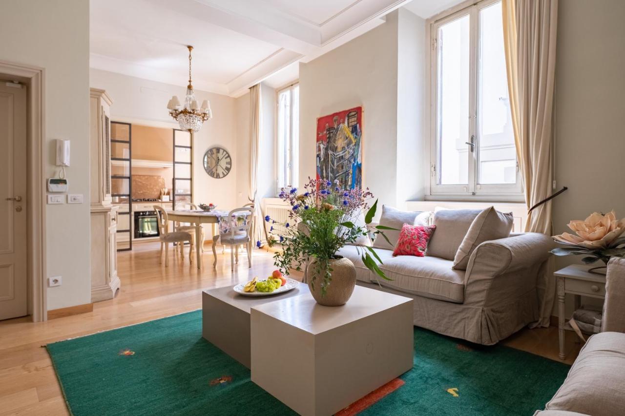 Central And Roomy Near The Station And Duomo - Homeunity Firenze Eksteriør billede